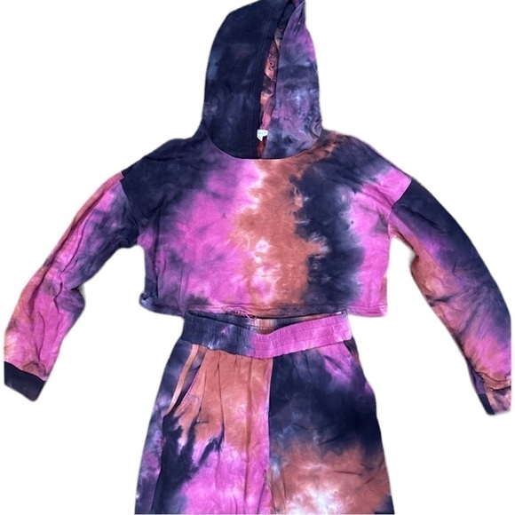 BETTER BE tie dye sweatset - Picture 5 of 6